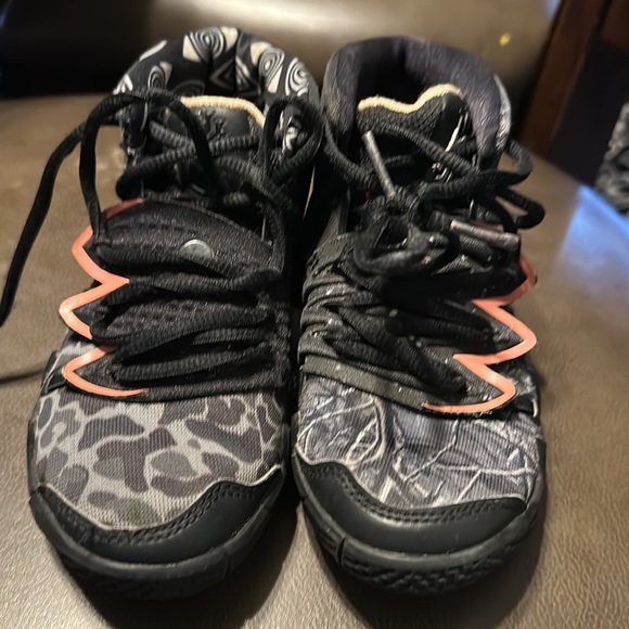 Size 11c Boys Nike Kybrid S2 - Picture 2 of 5